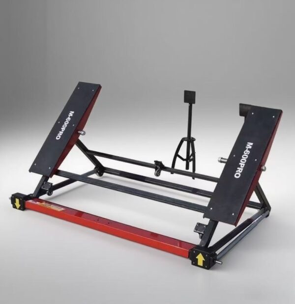 Exquisite chassis care portable mobile car lift jack, 2.5 tons lifting height 500 mm.