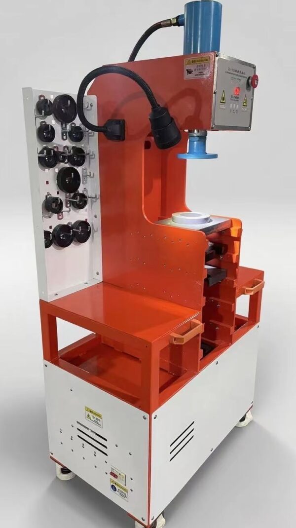 Brand-new intelligent hydraulic rubber sleeve replacement machine, more and more complete molds.