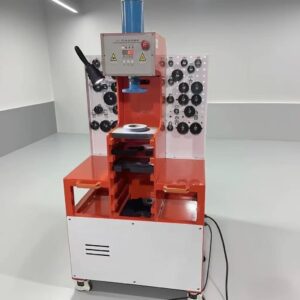 Brand-new intelligent hydraulic rubber sleeve replacement machine, more and more complete molds.