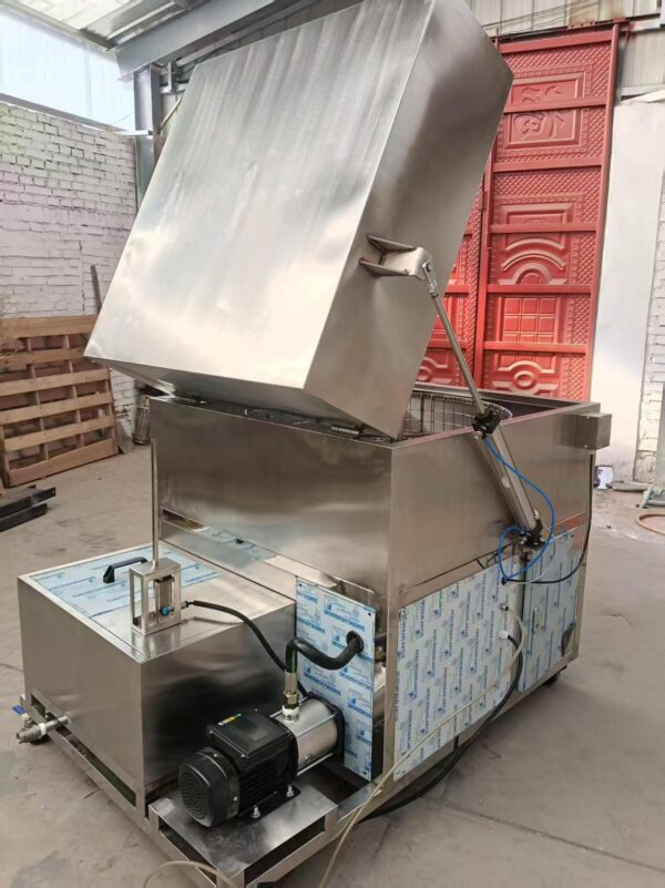 High-Pressure Machine for Cleaning Internal Components of Car Washes