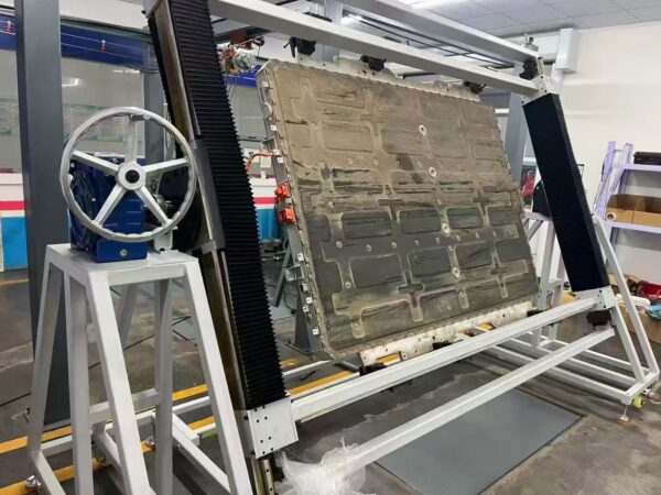 New energy power battery turnover frame