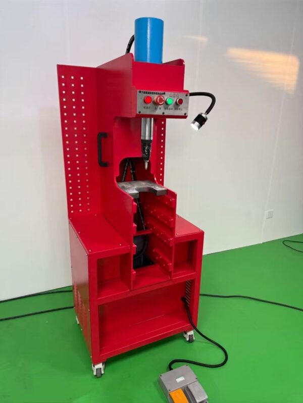 Hydraulic hose replacement machine